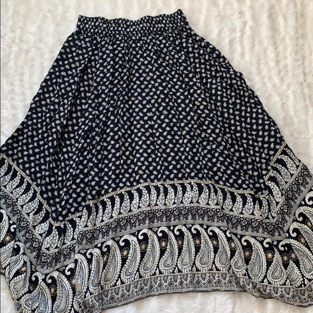 American Eagle Paisley Skirt